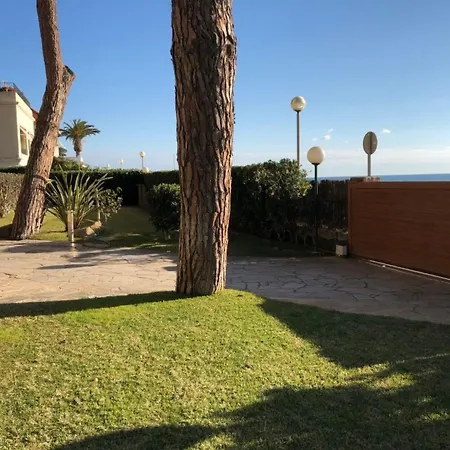 Apartament An Der Strandpromenade By Interhome